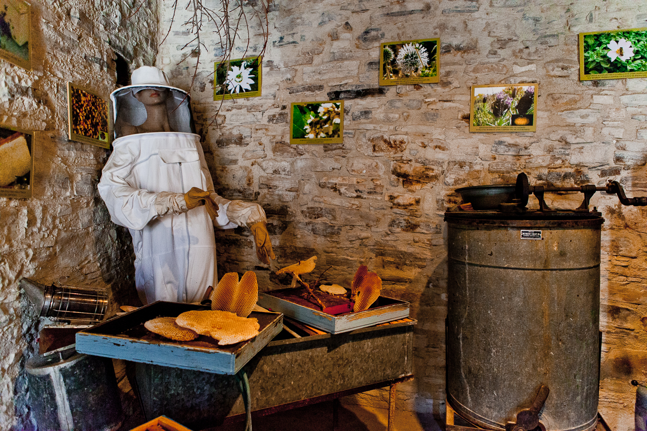 Bee &amp; Embroidery Museum, Kato Drys village
