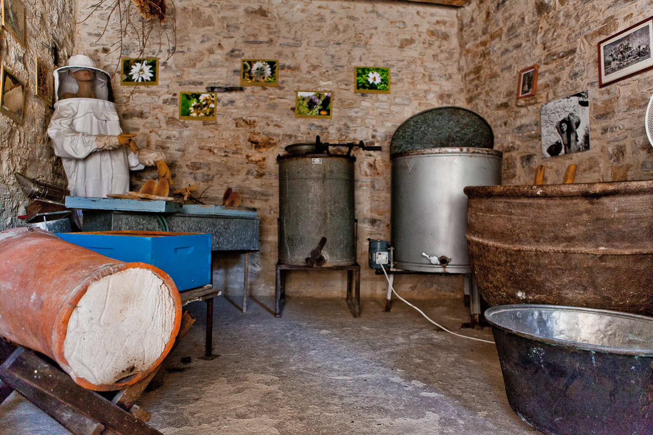 Bee &amp; Embroidery Museum, Kato Drys village