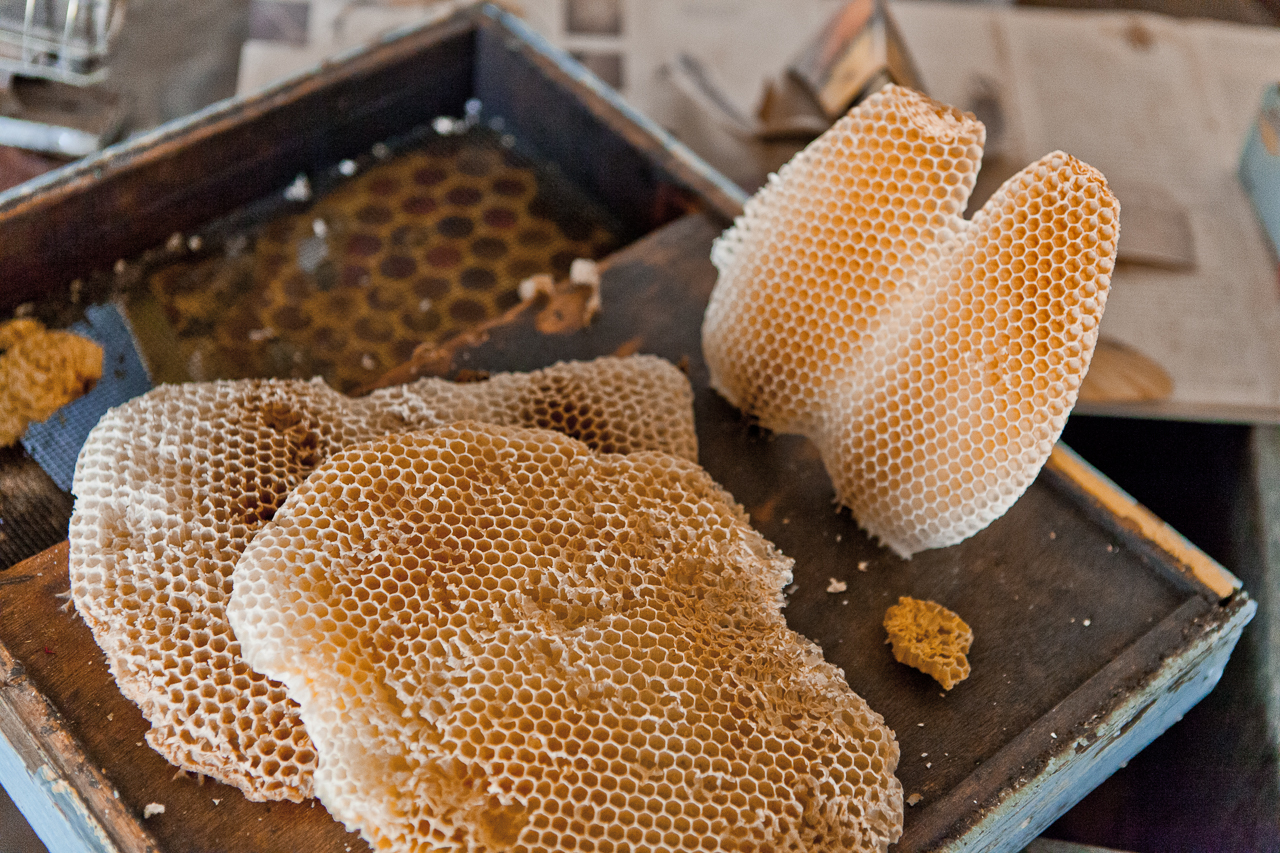 Bee &amp; Embroidery Museum, Kato Drys village