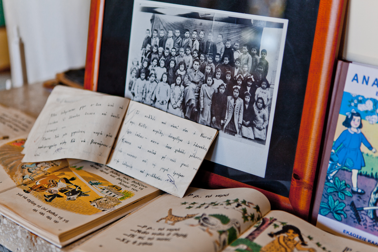 Bee &amp; Embroidery Museum, Kato Drys village