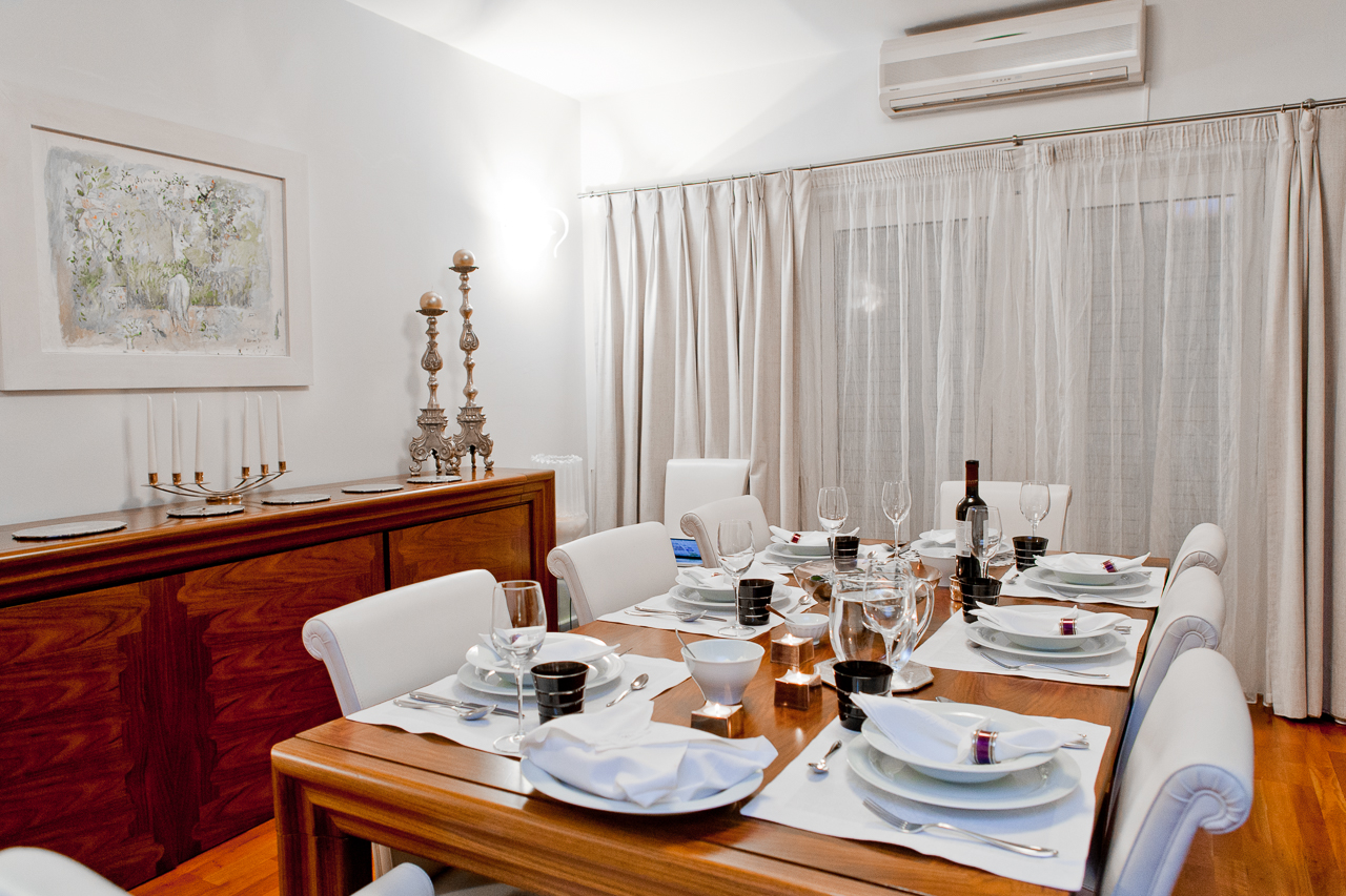 Traditional Dinner Party