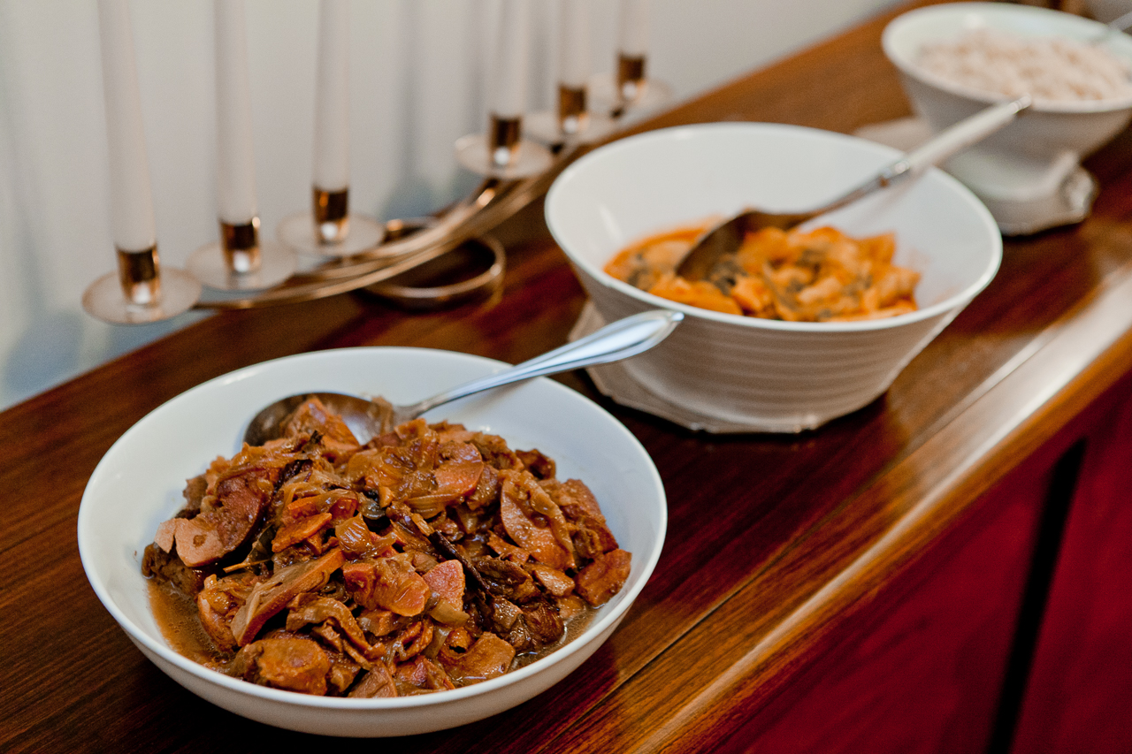 Pork and quince stifado