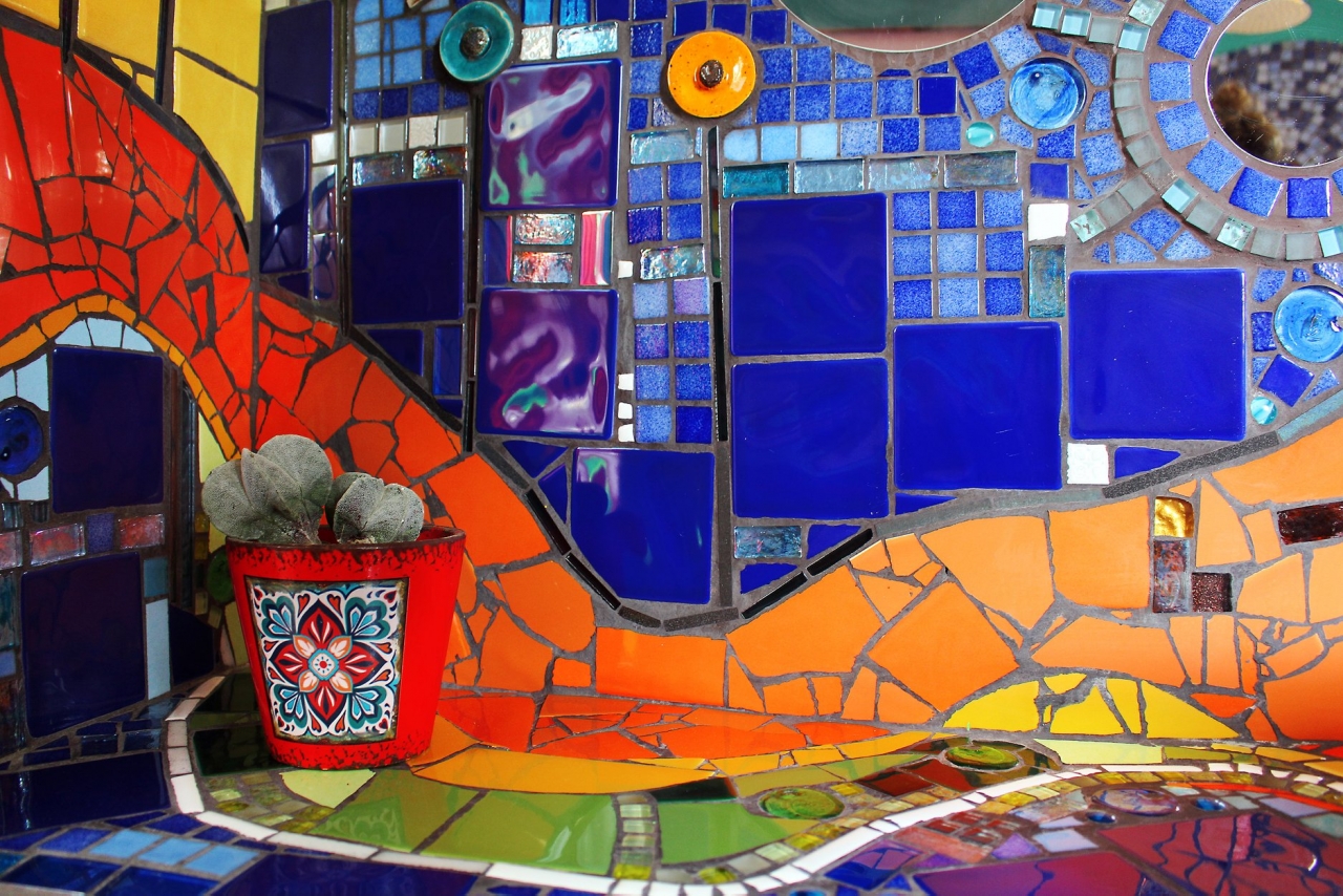 The Color House, Euphoria Art Land, Пиргос