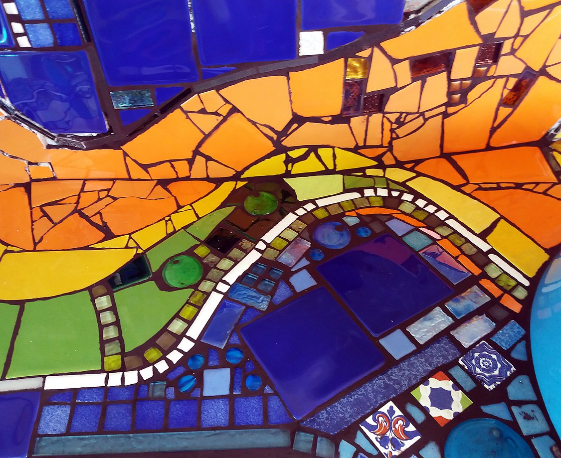 The Color House, Euphoria Art Land, Пиргос
