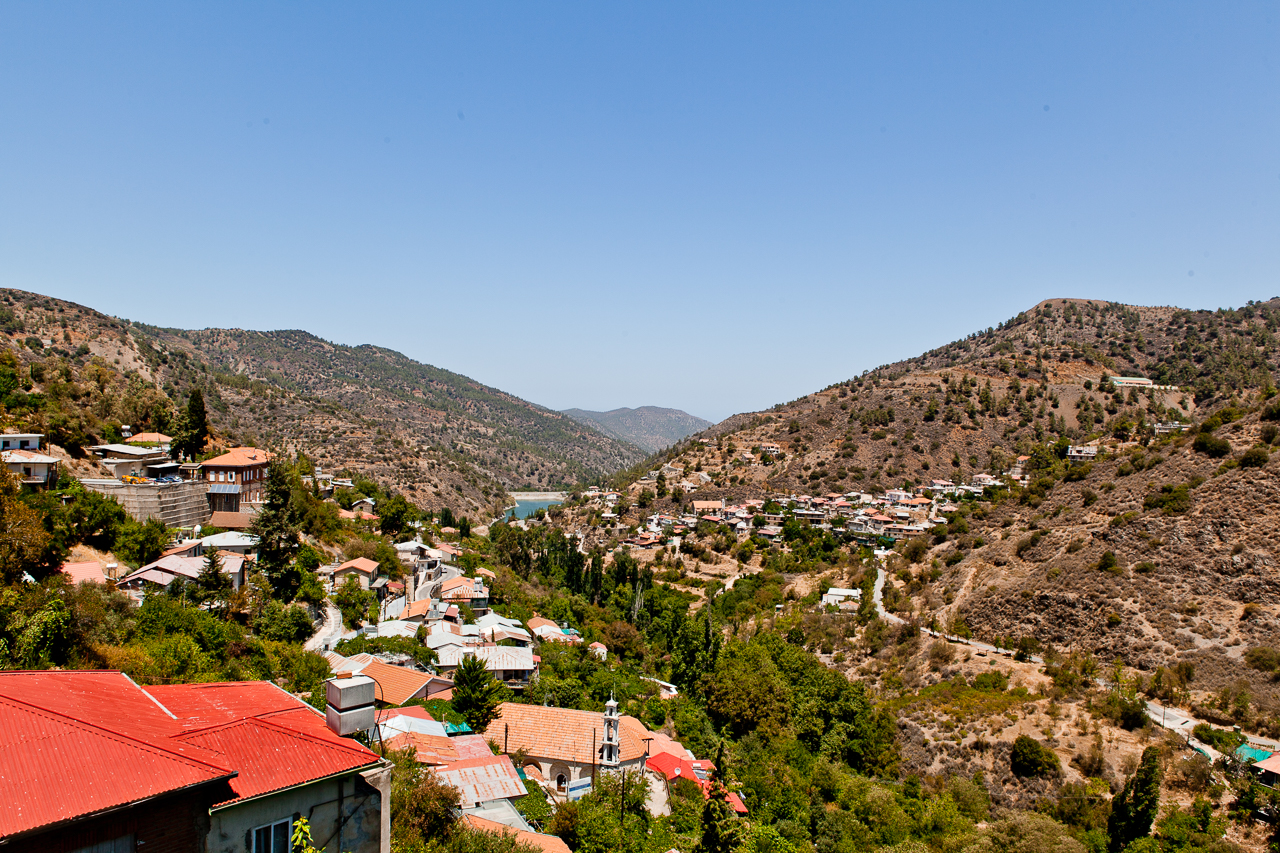 Kalopanayiotis village