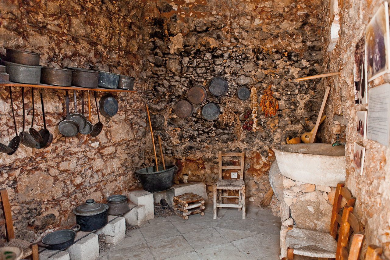 Traditional house in Deryneia
