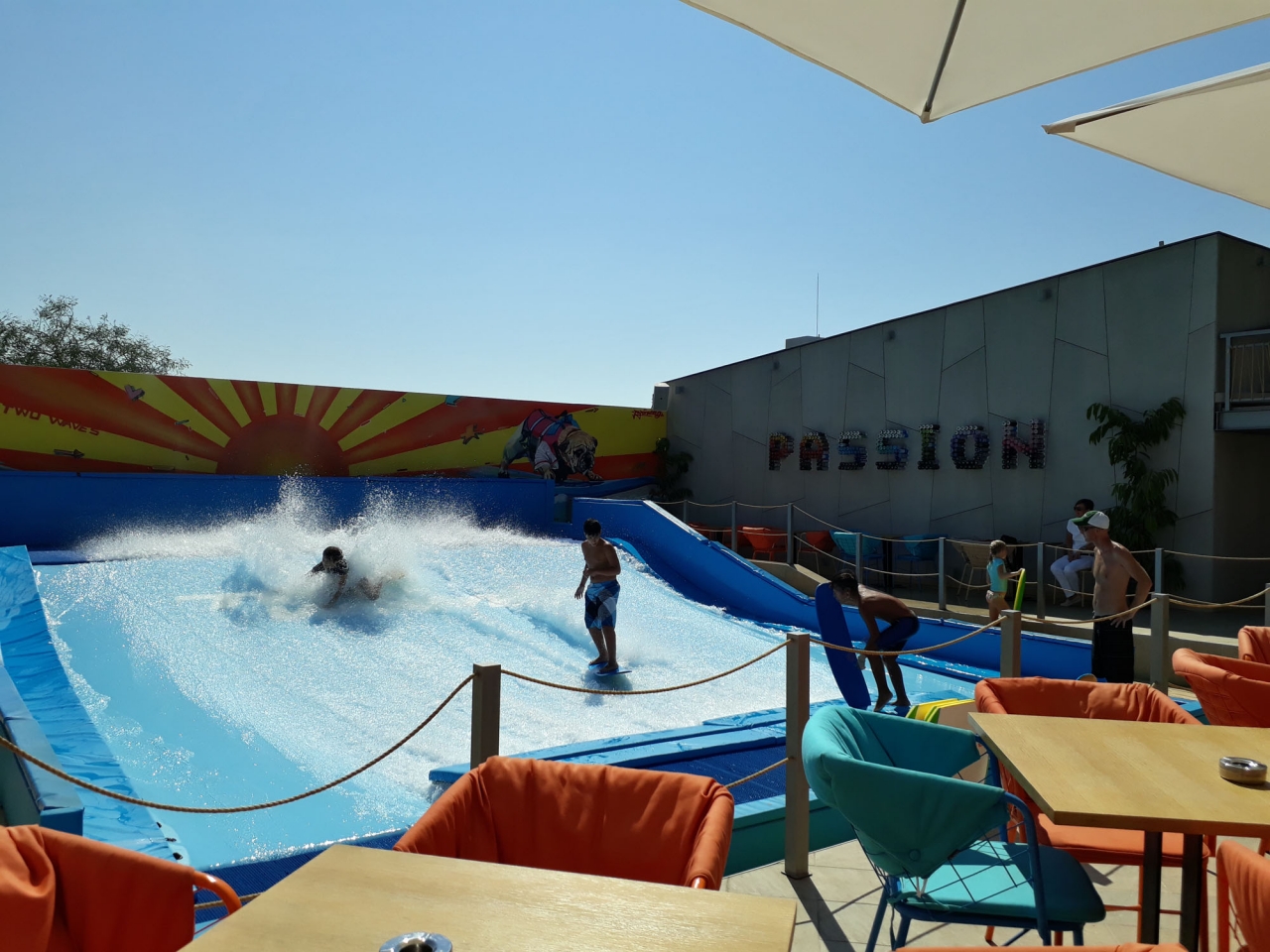 TwoWaves Club в Лимассоле TwoWaves Club в Лимассоле