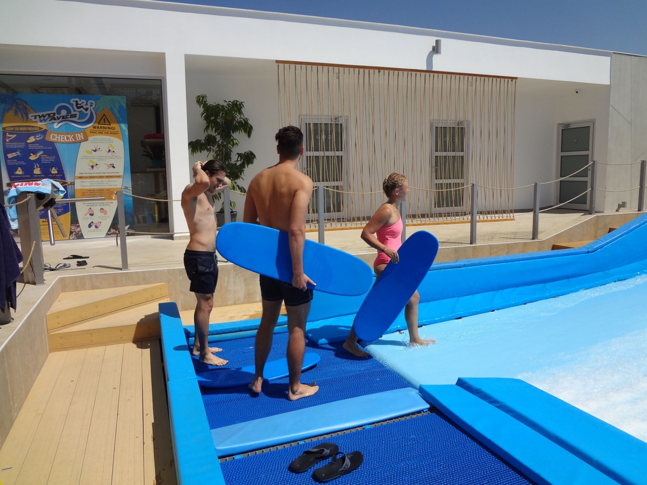 TwoWaves Club в Лимассоле TwoWaves Club в Лимассоле