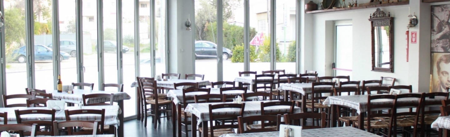 Apantisi Family Tavern, традиционная кипрская таверна Apantisi в Никосии