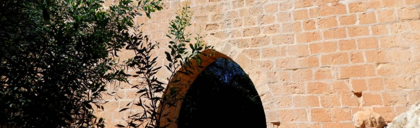 Ayia Napa Aqueduct, старинный акведук в Айя-Напе
