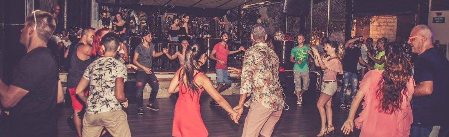 Бар Corazon Latino Dancing Hall в Лимассоле