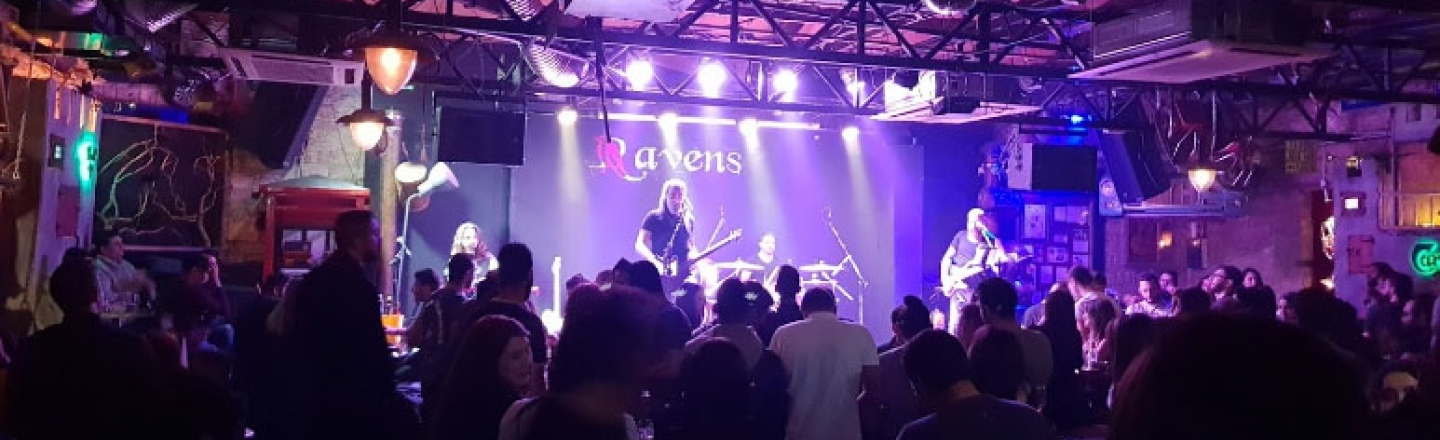 Концертная площадка и ночной клуб «Рэйванс», Ravens music hall, Лимассол Концертная площадка и ночной клуб «Рэйванс», Ravens music hall, Лимассол