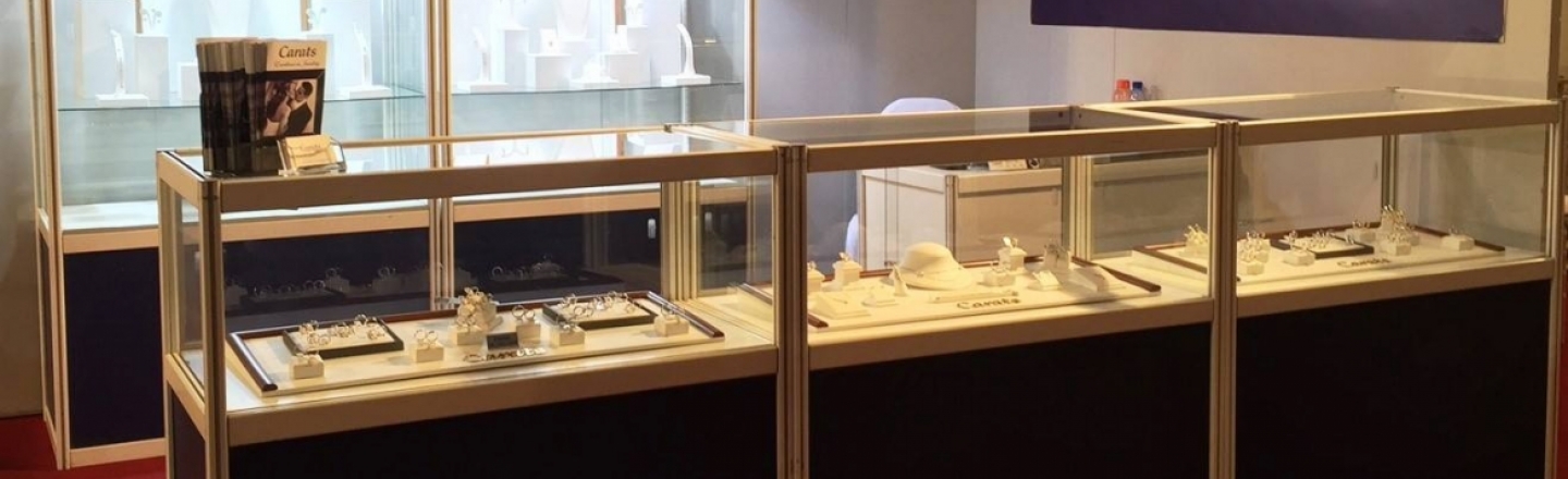 Магазин ювелирных украшений Carats Jewellers в Айя-Напе