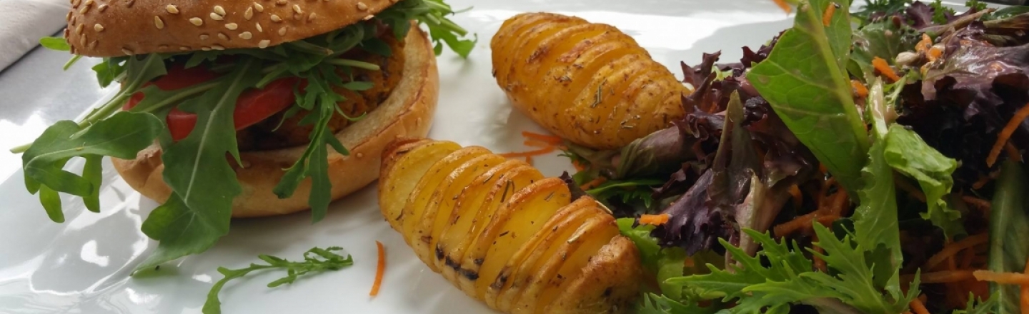 Olives &amp; Burgers Healthy Cafe, кафе Olives &amp; Burgers в Никосии