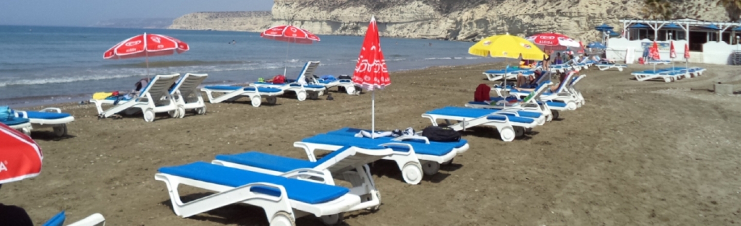 Kourion Bay, Пляж Куриона «Курион Бэй», Епископи, Лимассол Kourion Bay, Пляж Куриона «Курион Бэй», Епископи, Лимассол