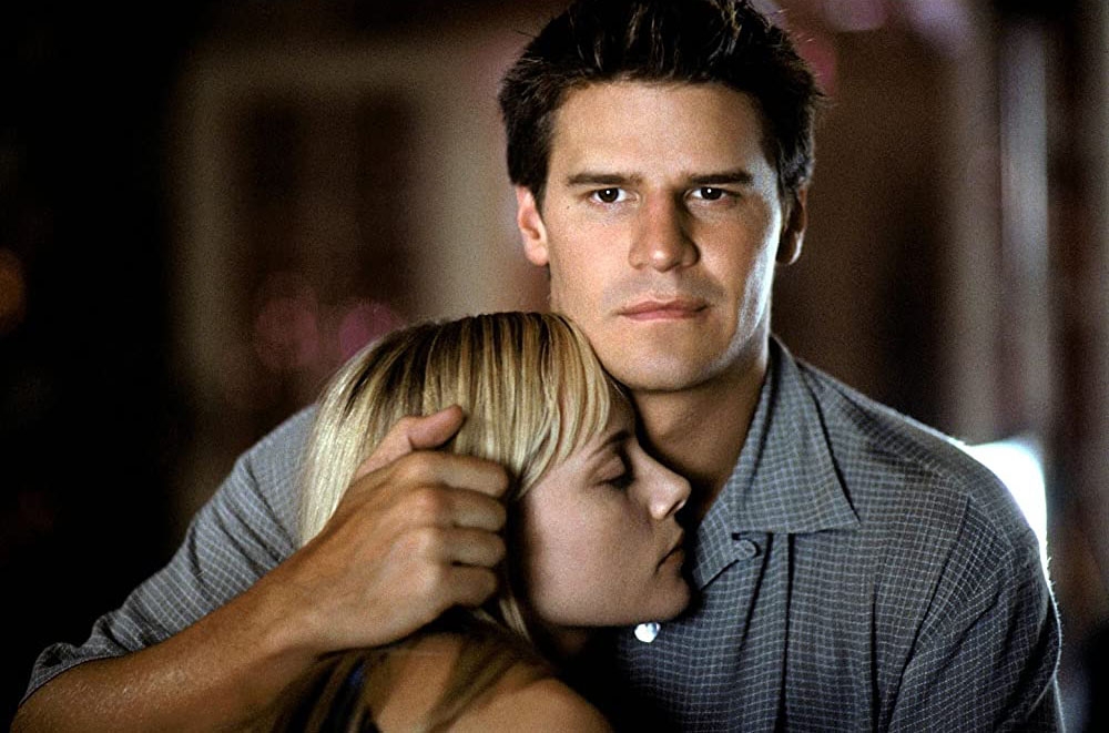 Valentine, 2001